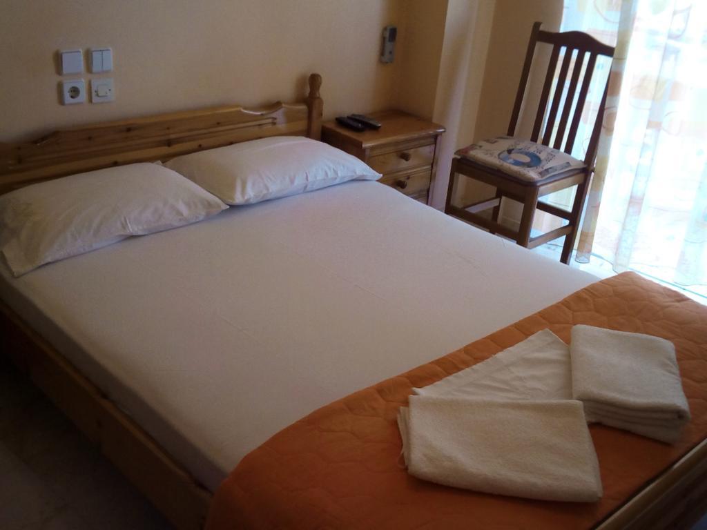 קמנה וורלה Dimitra Pentaliou Rooms מראה חיצוני תמונה
